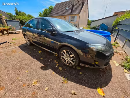 Renault Laguna GT 2.0 dCi 180