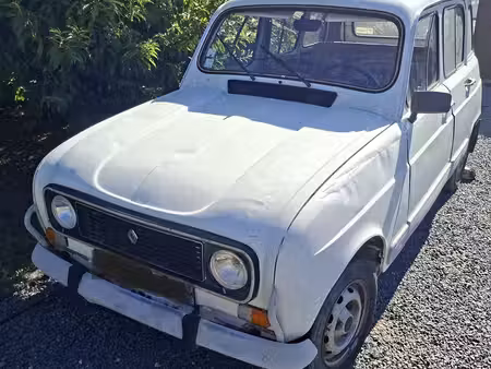 Renault R4 4L