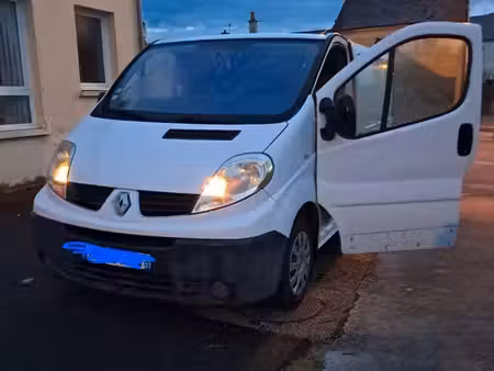 Renault Trafic 1.9 dCi 90