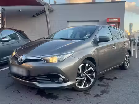 Toyota Auris 1.8 98 Technoline