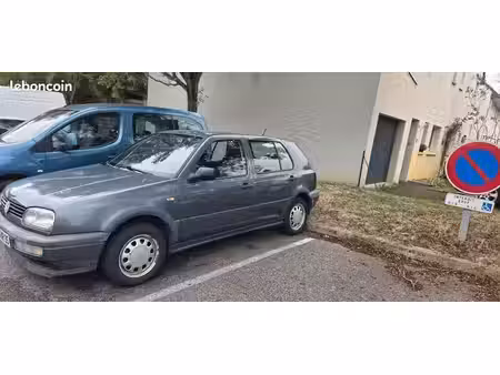 Volkswagen Golf 1.9 SDI 64