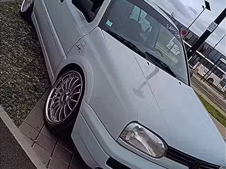 Volkswagen Golf 1.9 TDI 90