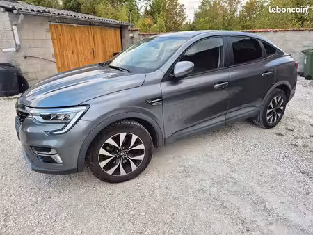 Renault Arkana E-Tech 1.6 145 Evolution
