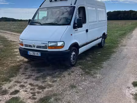 Renault Master 2.5 dCi 120