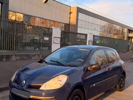 Renault Clio 1.2 75