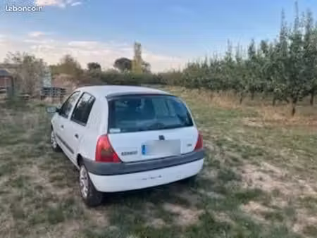Renault Clio 1.2 58