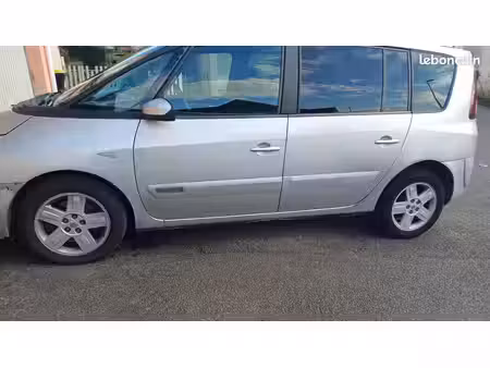 Renault Espace dCi 150