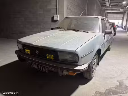 Renault R20 