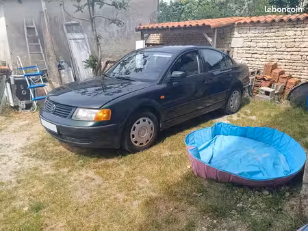 Volkswagen Passat 1.6 100