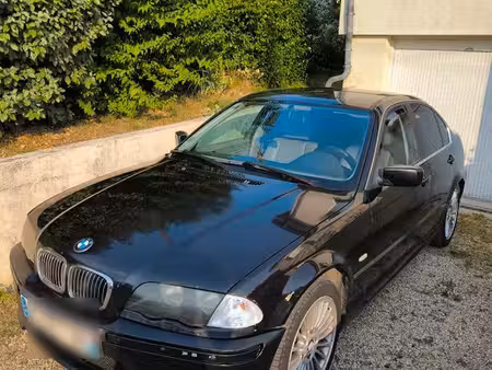 BMW Série 3 330d 3.0 183