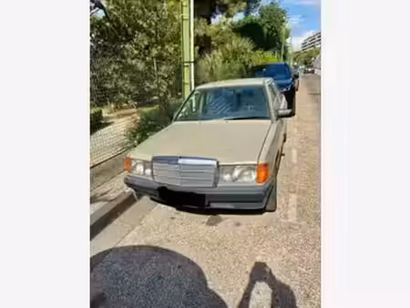Mercedes-Benz 190 