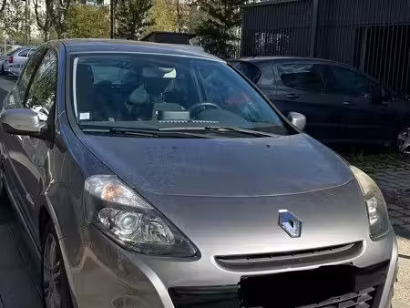 Renault Clio 1.6 128