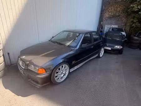 BMW Série 3 325d 2.4 115