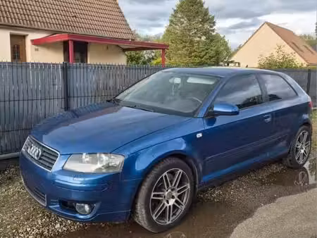 Audi A3 V6 3.2 250 quattro