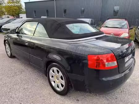 Audi A4 V6 2.5 TDI 163
