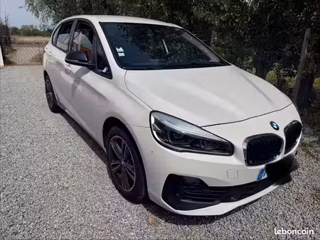 BMW Série 2 218i 1.5 136