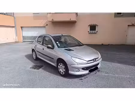 Peugeot 206 1.4 75