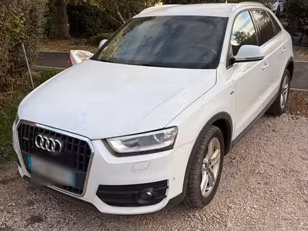 Audi Q3 2.0 TDI 140 S line
