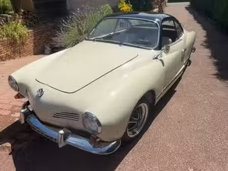 Volkswagen Karmann Ghia 