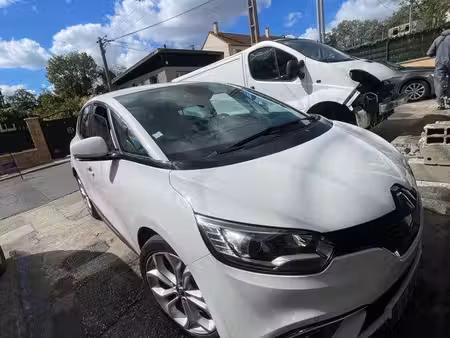 Renault Scénic 1.8 dCi 120