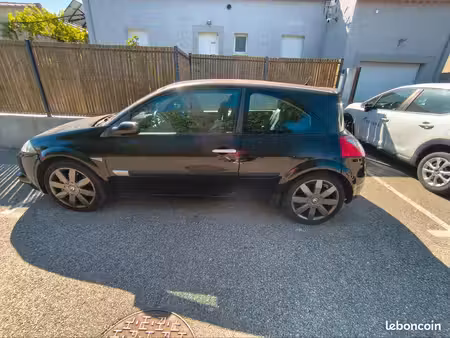 Renault Mégane RS 2.0 225