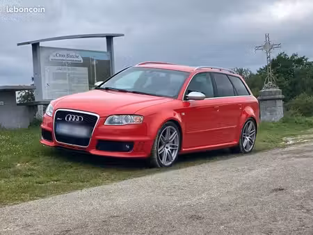 Audi A4 RS4 V8 4.2 FSI 420 quattro
