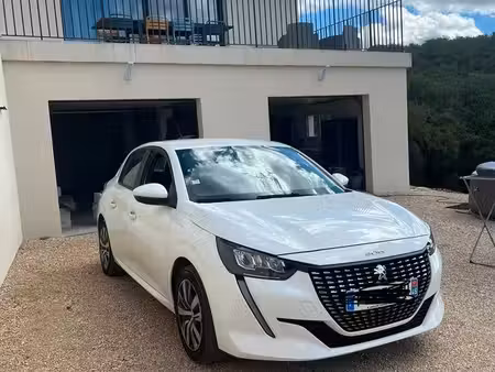 Peugeot 208 1.2 75