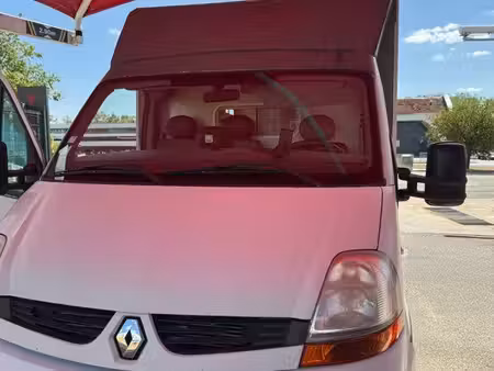 Renault Master 2.5 dCi 120