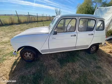 Renault R4 4L