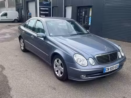 Mercedes-Benz Classe E E 270 177