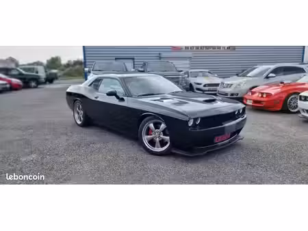 Dodge Challenger V8 5.7