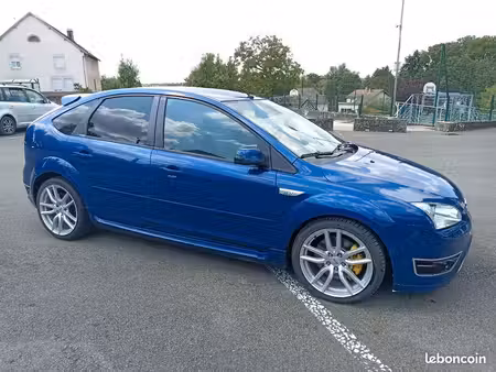Ford Focus ST 2.5 225