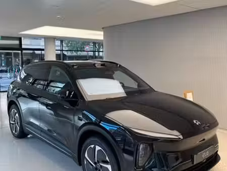 NIO EL6 