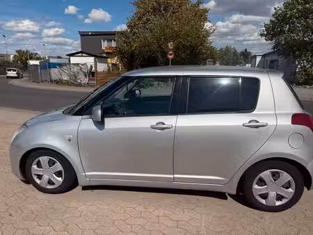 Suzuki Swift 1.3 92