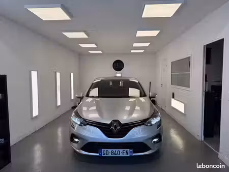 Renault Clio E-Tech 1.6 145