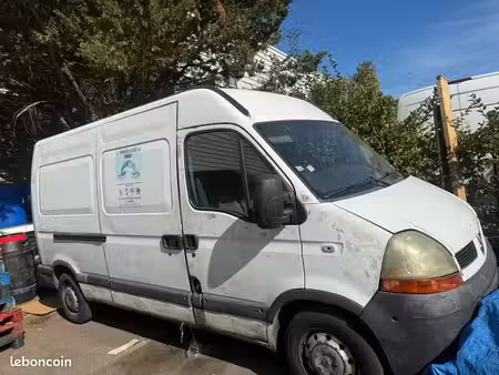 Renault Master 2.5 dCi 115