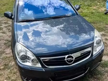 Opel Signum 2.2 155