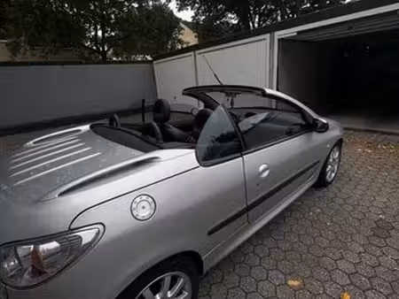 Peugeot 206 CC 1.6 110