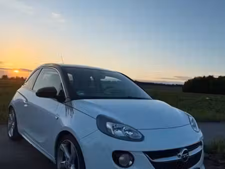 Opel Adam 