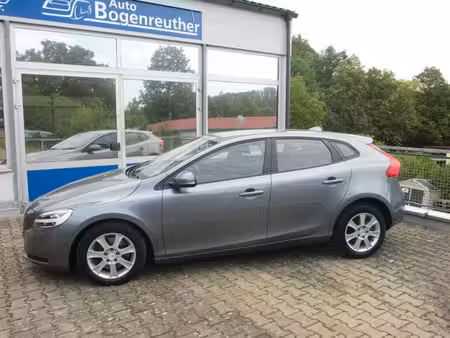 Volvo V40 D2 2.0 120 Momentum
