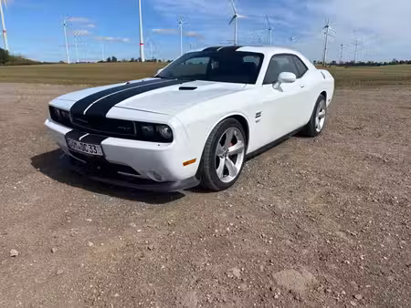 Dodge Challenger SRT V8 6.4