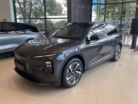 NIO EL6 