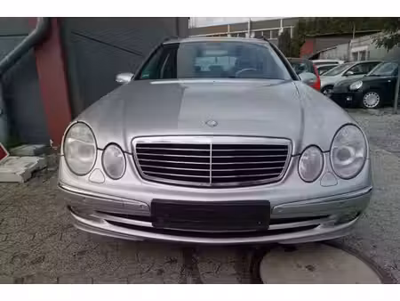 Mercedes-Benz Classe E E 240 V6 2.6 177