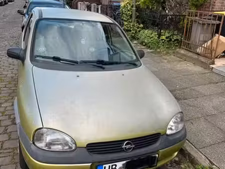 Opel Corsa 1.4 90 Viva