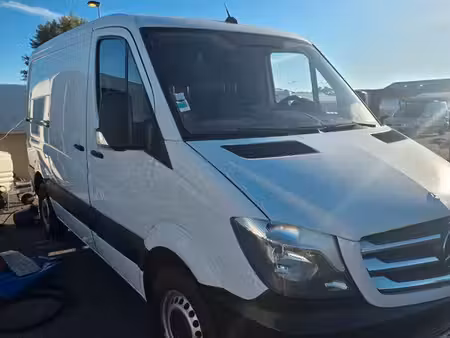 Mercedes-Benz Sprinter 211 2.1 114