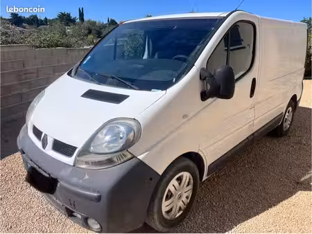Renault Trafic 2.5 dCi 140
