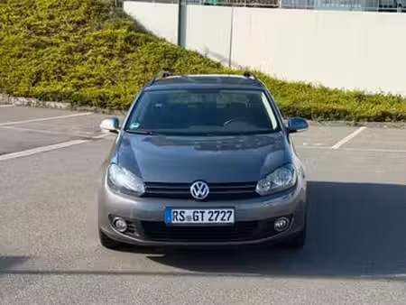 Volkswagen Golf 1.6 TDI 105