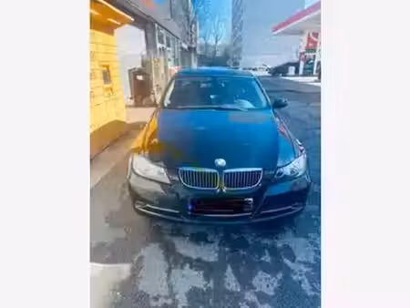BMW Série 3 320i 2.0 150 Confort