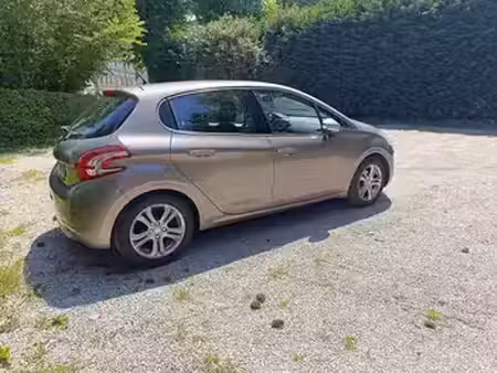 Peugeot 208 1.2 VTi 82 Active