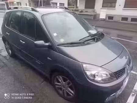 Renault Scénic 1.9 dCi 130